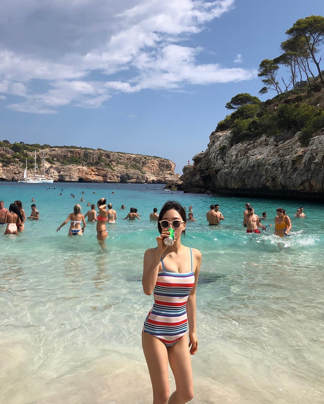 渾圓嫩乳超飽滿 撩人姿態讓大家戀愛感爆棚-第1章-图片20