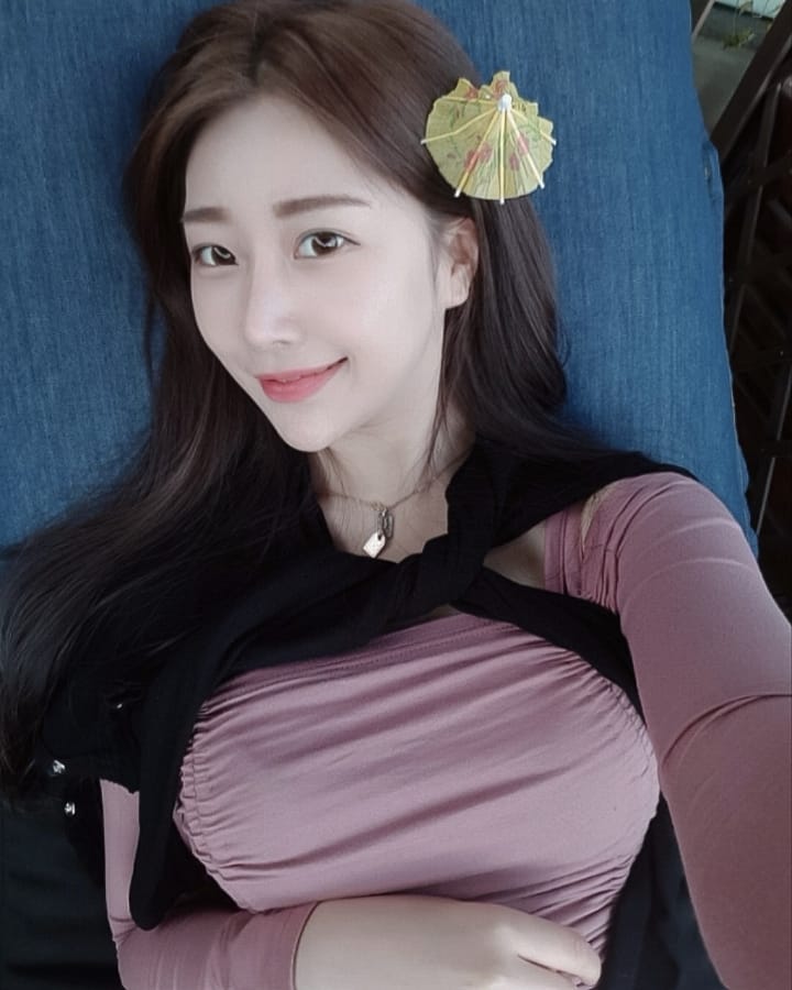 超狂水滴美乳不吝嗇展現 乳香四溢讓我眼神離不開-第1章-图片10