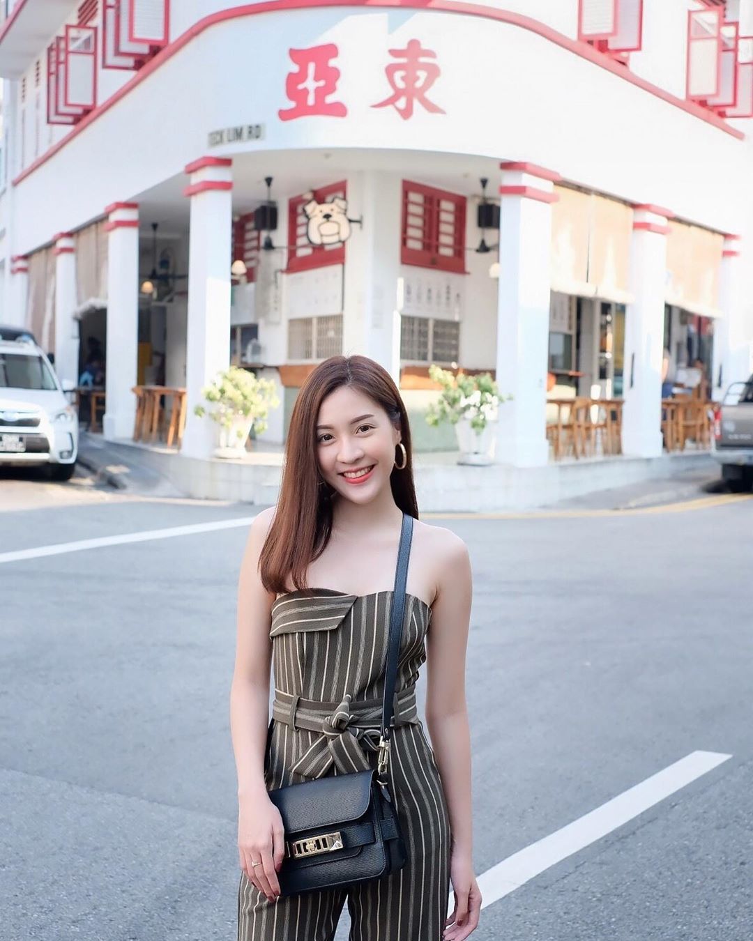 清純外表白皙美肌 靦腆微笑讓網友秒圈粉-第1章-图片4