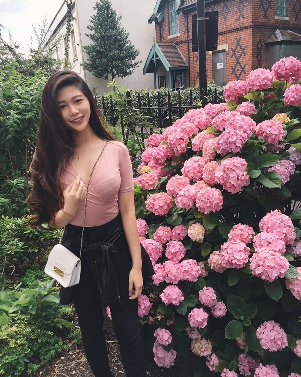 渾圓飽滿的氣質正妹 Chienwei Hah-第1章-图片8