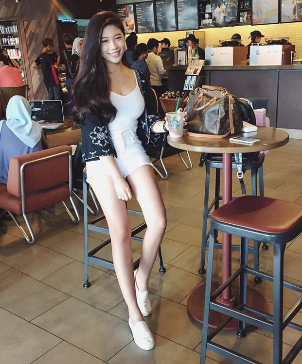 渾圓飽滿的氣質正妹 Chienwei Hah-第1章-图片19