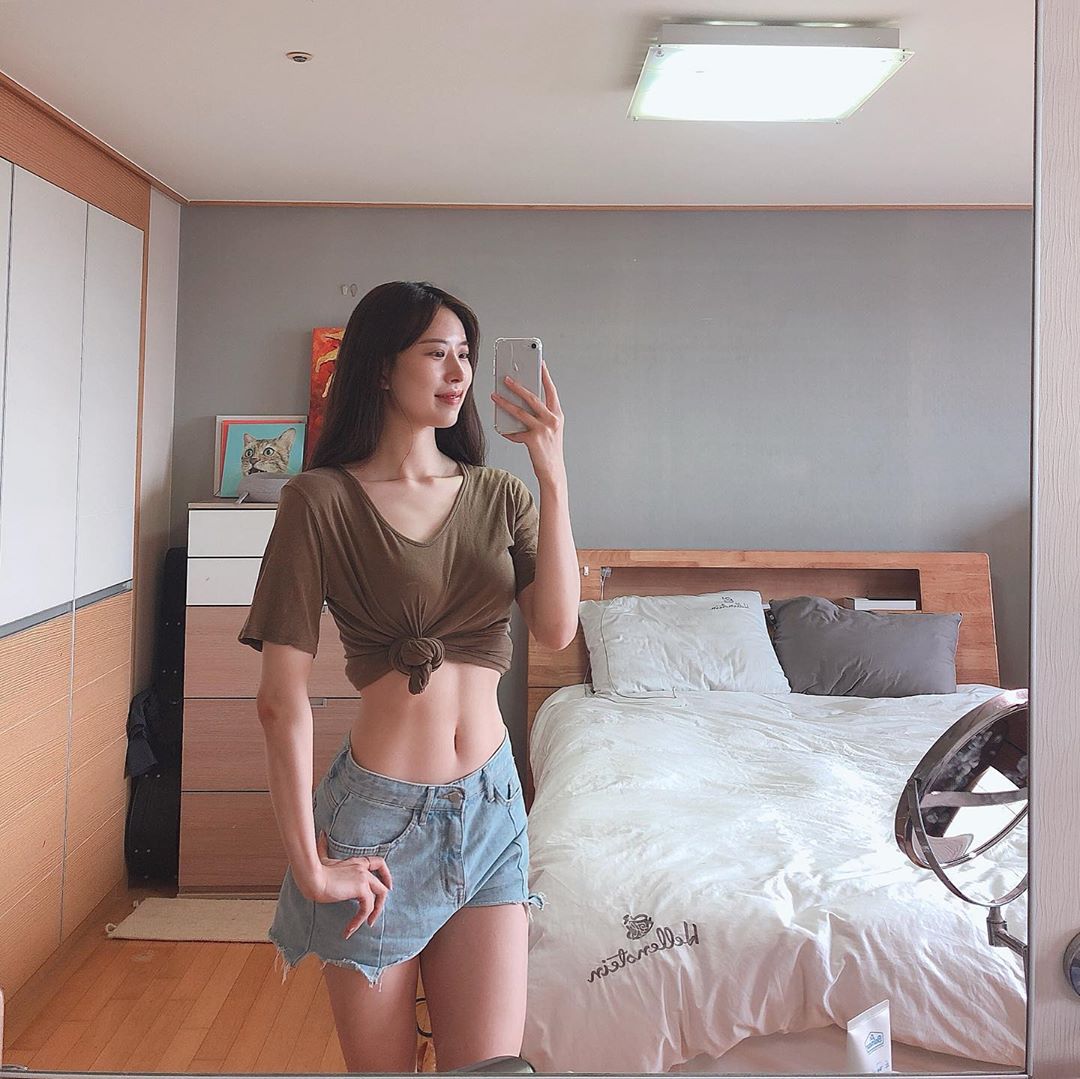 成熟長髮泡菜御姊 超巨深邃美乳能看一整天-第1章-图片15