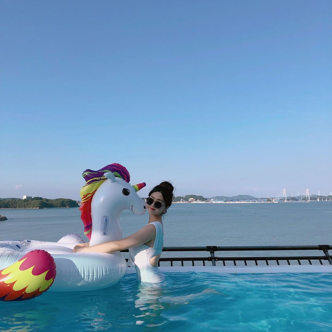 奶腰顏值好完美 吹彈可破雙峰果然極品-第1章-图片4