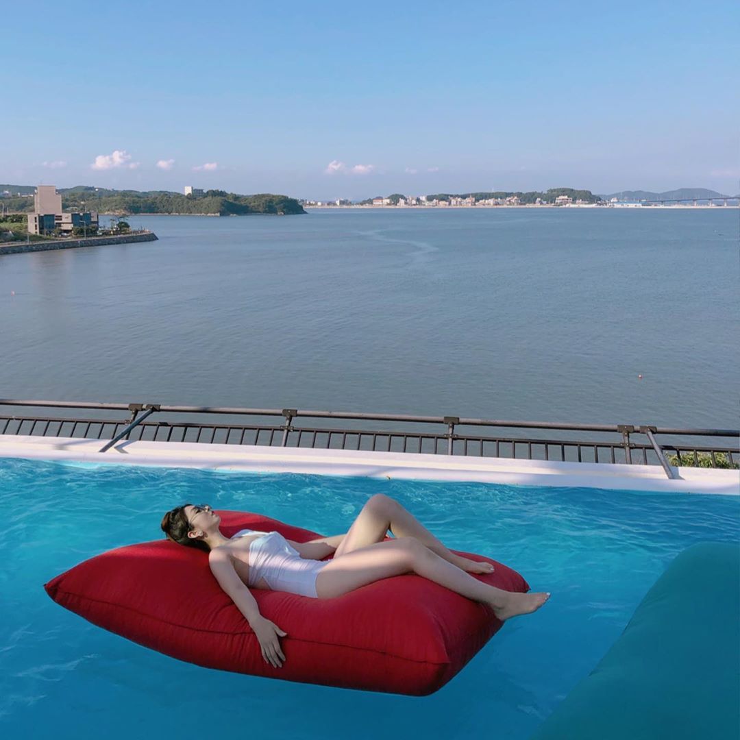 奶腰顏值好完美 吹彈可破雙峰果然極品-第1章-图片3