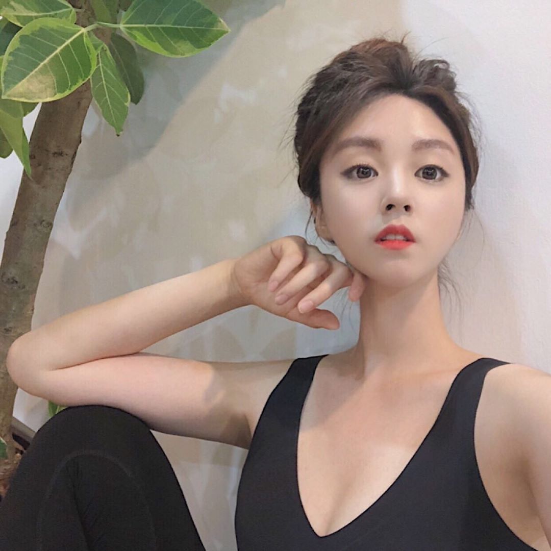 奶腰顏值好完美 吹彈可破雙峰果然極品-第1章-图片16