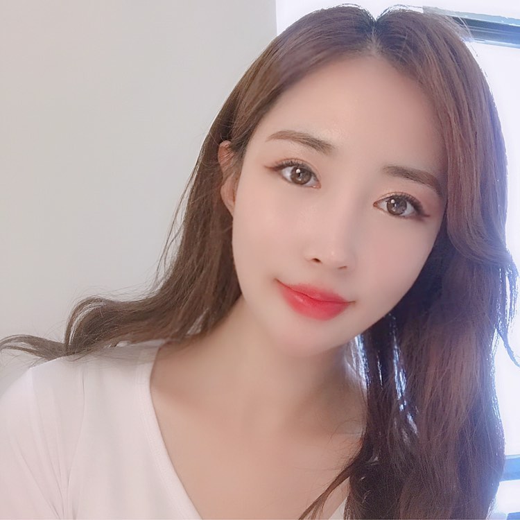 甜美作風天菜等級 白裡透紅肌膚超惹火-第1章-图片9