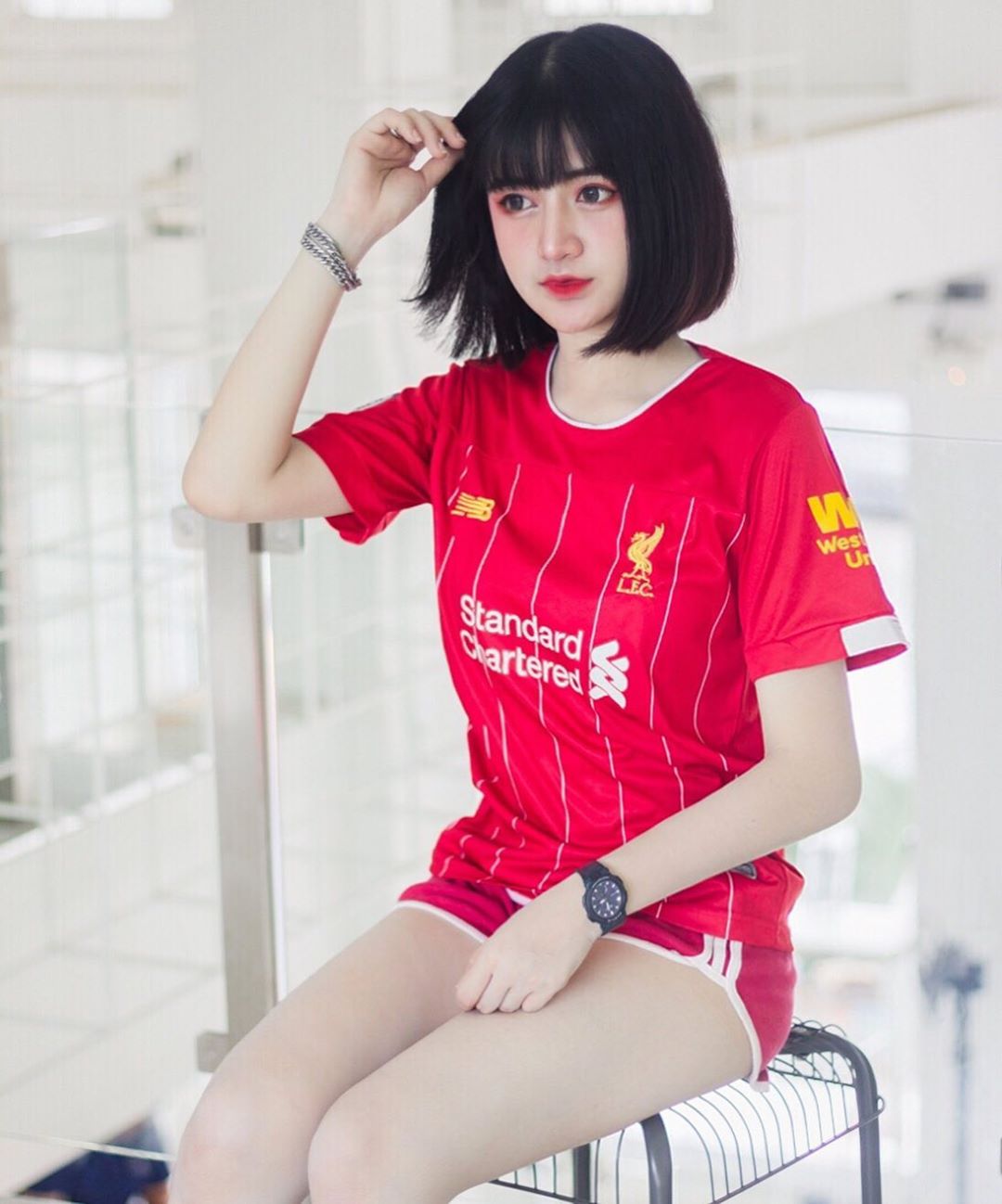 短髮泰國妹小心機 酥麻電眼讓人凍未條