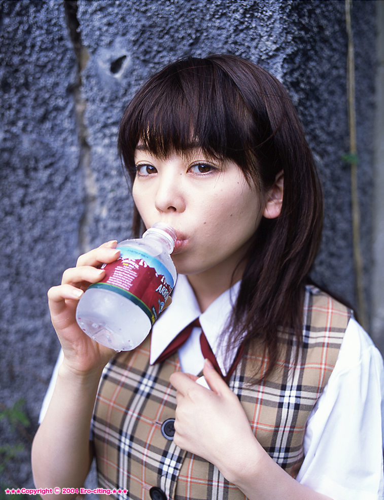 木崎梨乃 狐媚眼神解放深溝 性感翹臀一秒就淪陷-第1章-图片11