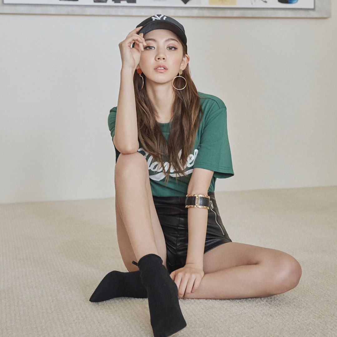 穠纖合度韓國辣模 顏值乳量成正比正翻鄉民-第1章-图片5