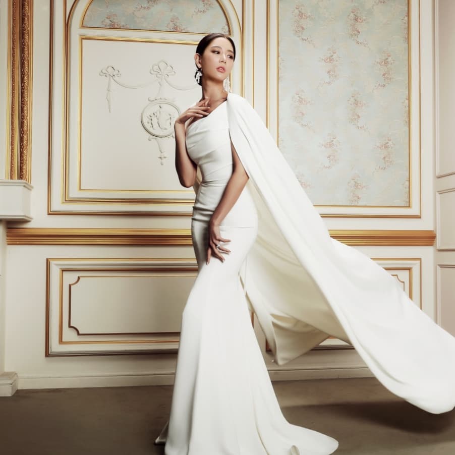 英韓混血大姊姊 炙手可熱好身材大家都淪陷-第1章-图片3