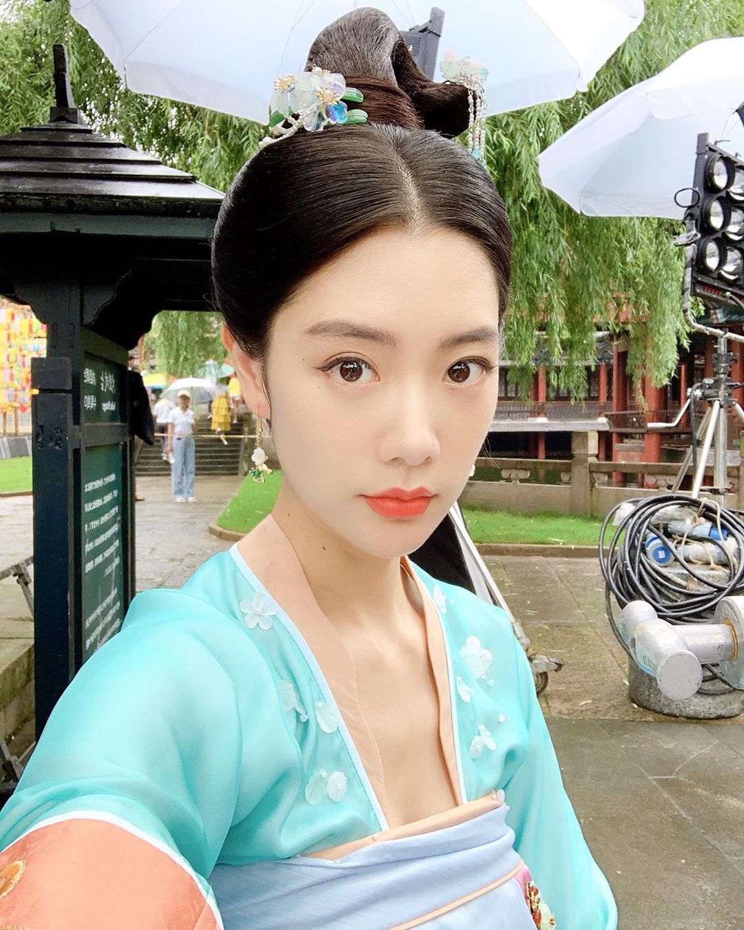 英韓混血大姊姊 炙手可熱好身材大家都淪陷-第1章-图片8