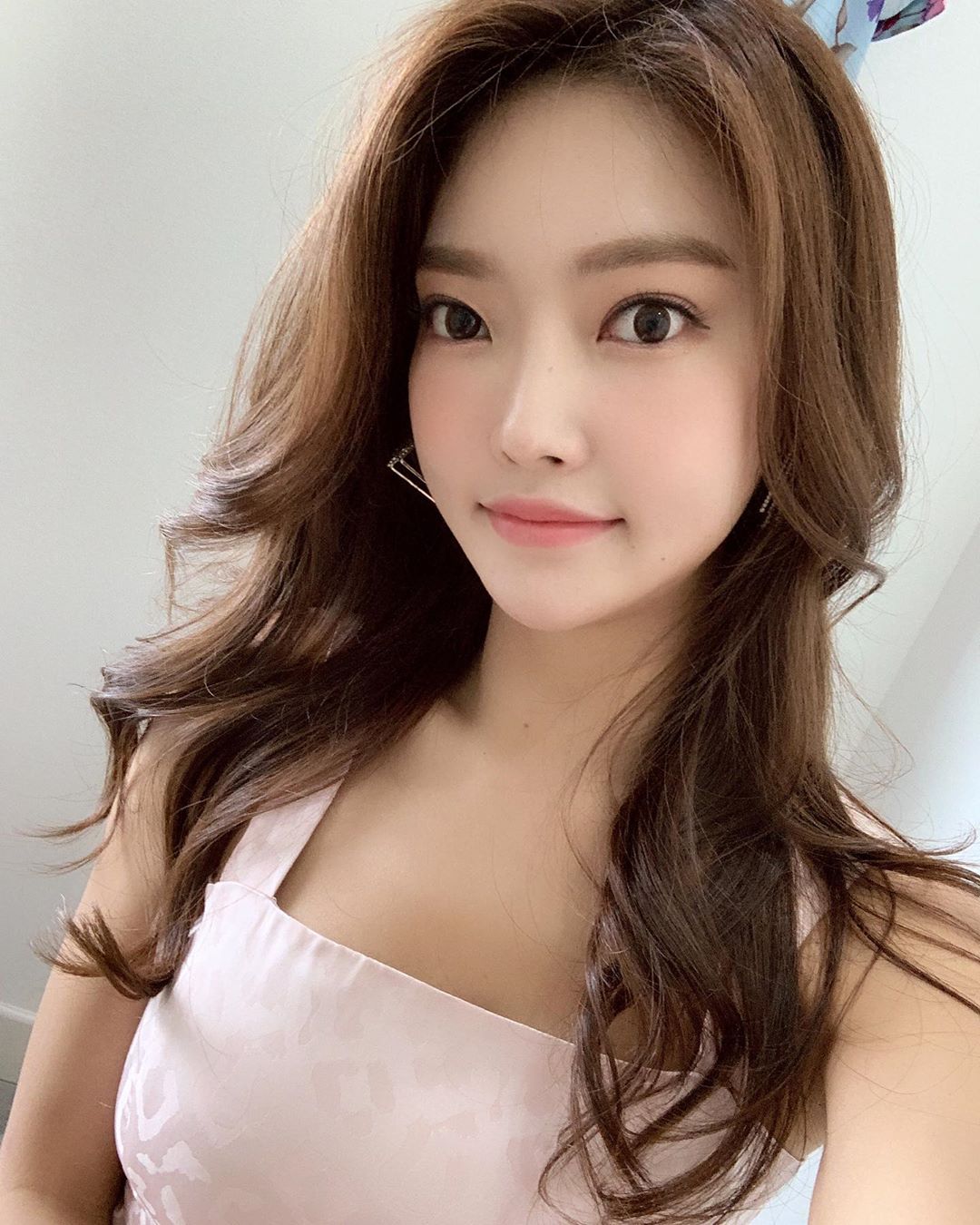 清新甜美女立體五官 露出身材姣好秒墜愛河-第1章-图片12