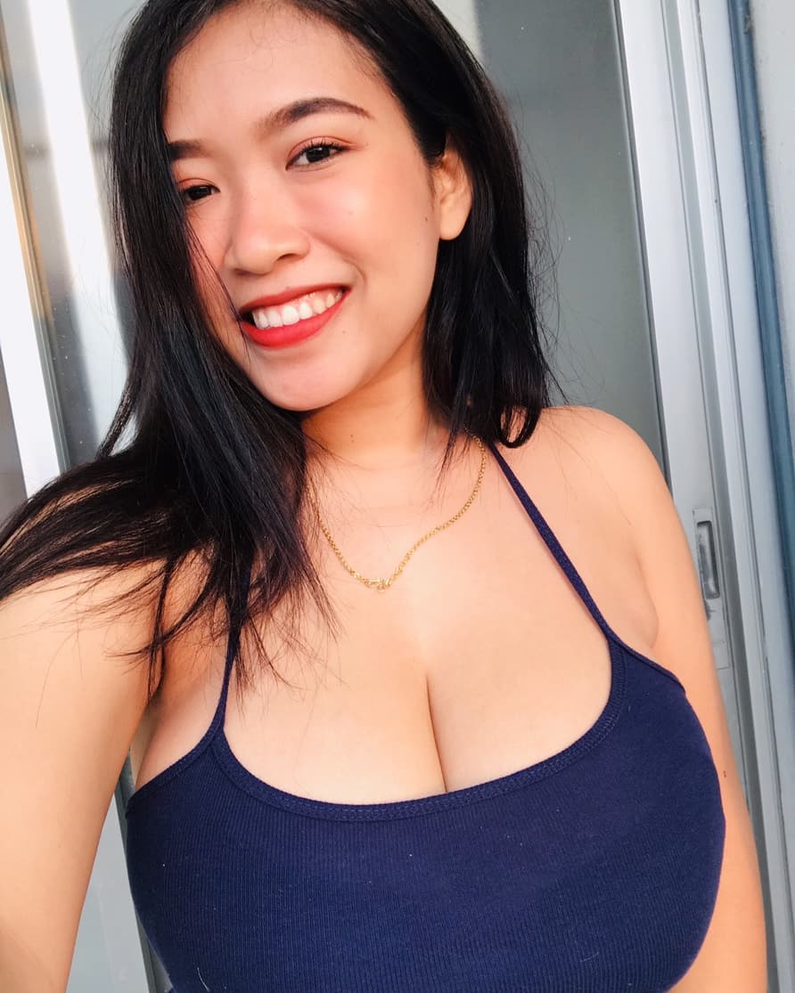 露出渾圓北半球 超深乳溝傾國傾城迷倒所有人-第1章-图片20