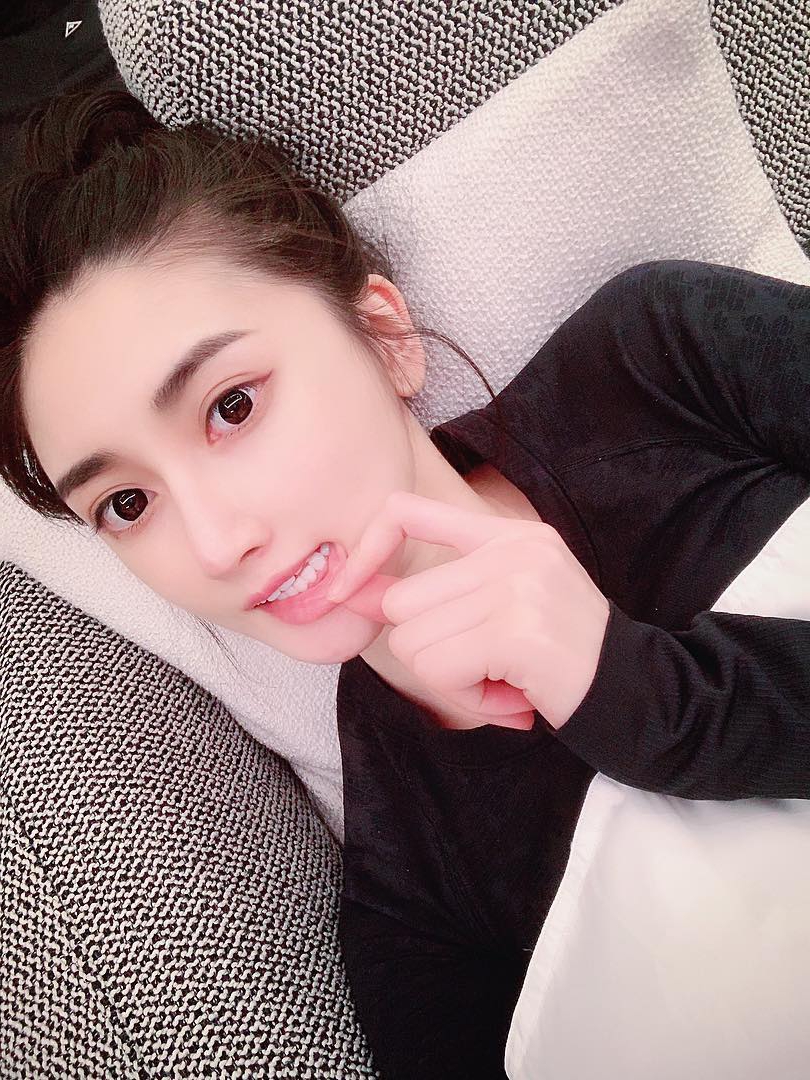 大家久久見一次就好 Miluda Wang-第1章-图片1