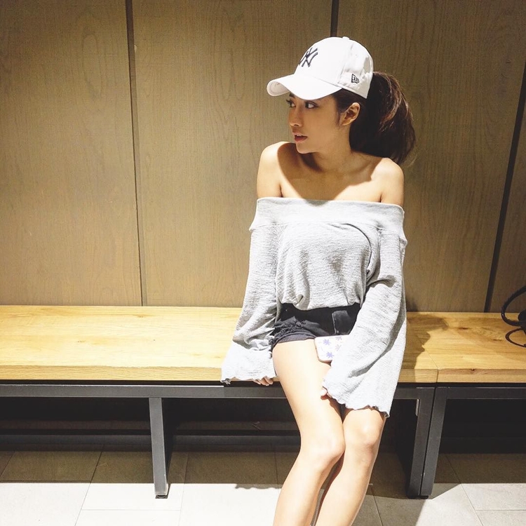 美式風格的小背心正妹 Yi.Shze-第1章-图片15