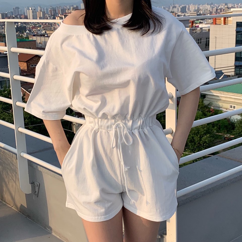 火辣身材辣到令人屏息 凹凸有致忍不住放大看-第1章-图片17