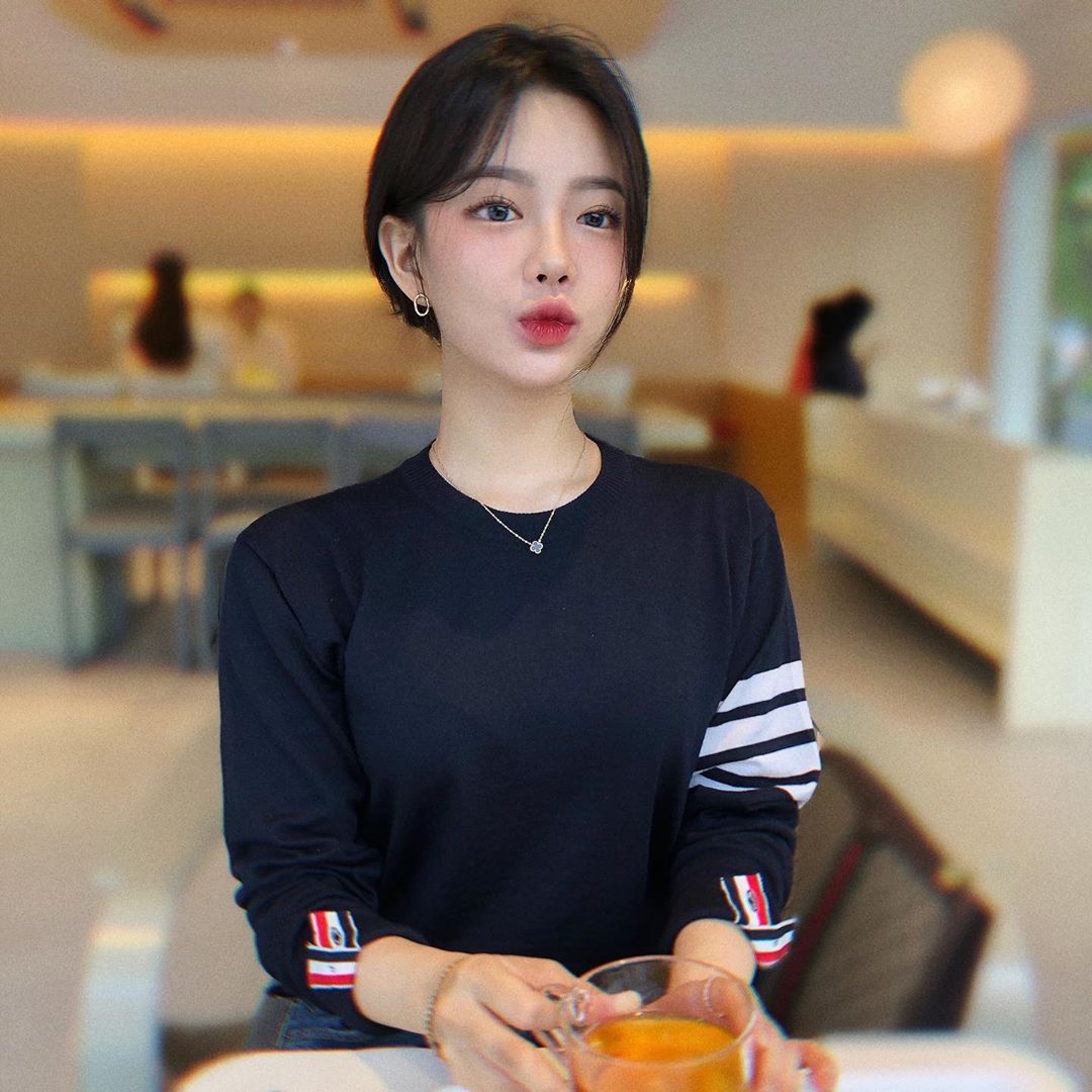 火辣身材辣到令人屏息 凹凸有致忍不住放大看-第1章-图片16