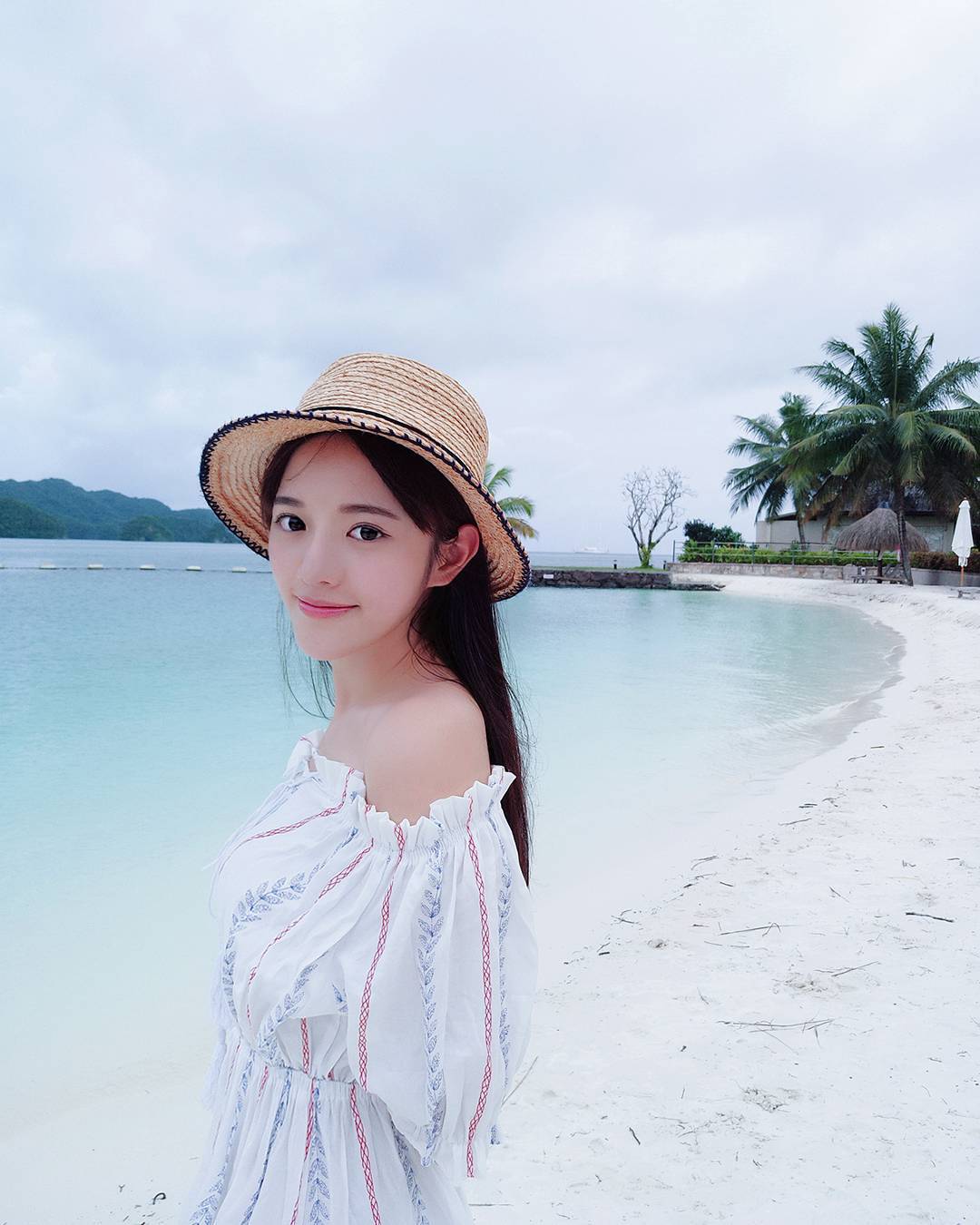 妍柔(岡怡) 回眸一笑 好笑生 ^_^