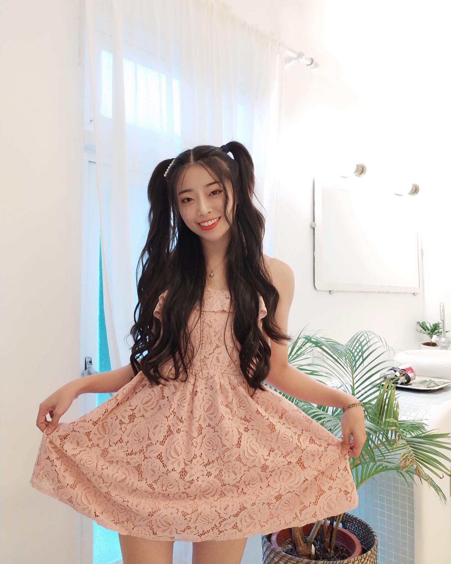 IG only turned adult release photo of two snow-white big milk super-promised body Yoon Yoon Min-第1章-图片7