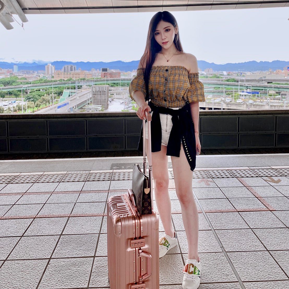 有胸有腿有臉 超夭壽身材讓人秒淪陷-第1章-图片5