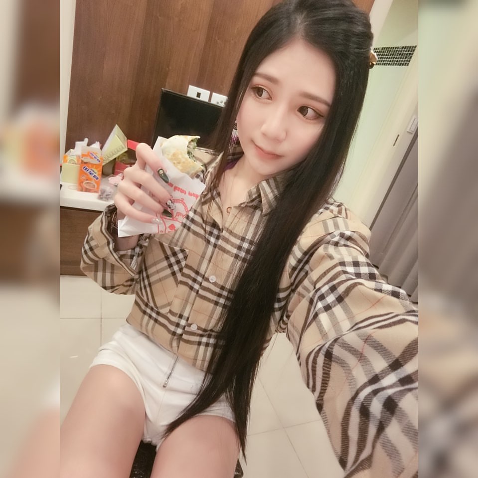 有胸有腿有臉 超夭壽身材讓人秒淪陷-第1章-图片11