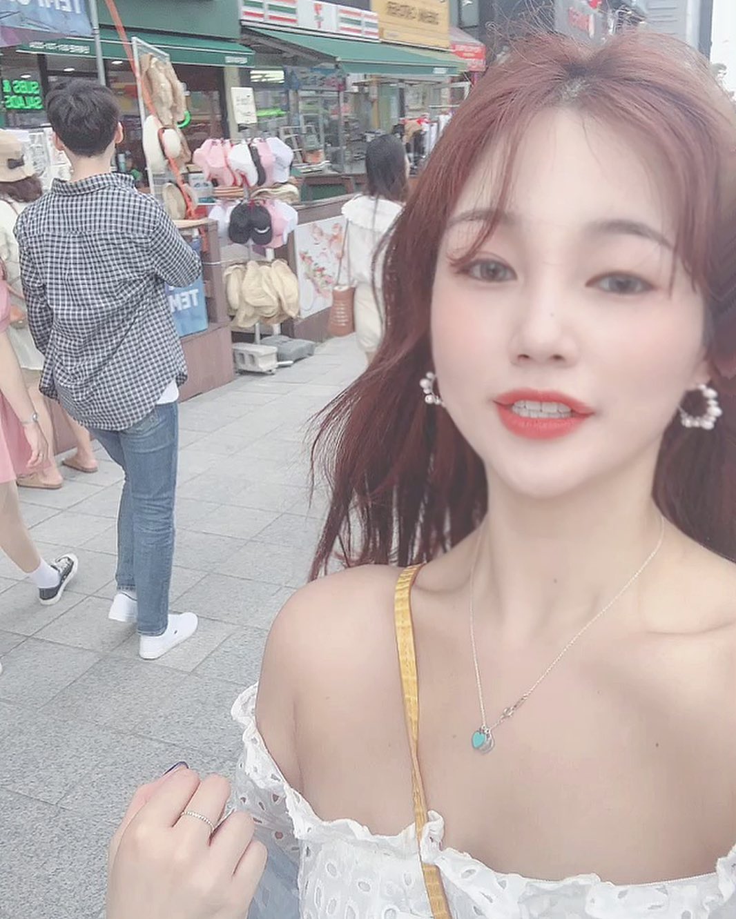 兩球白嫩雙峰挺立 火辣螞蟻腰讓網友把持不住了-第1章-图片12