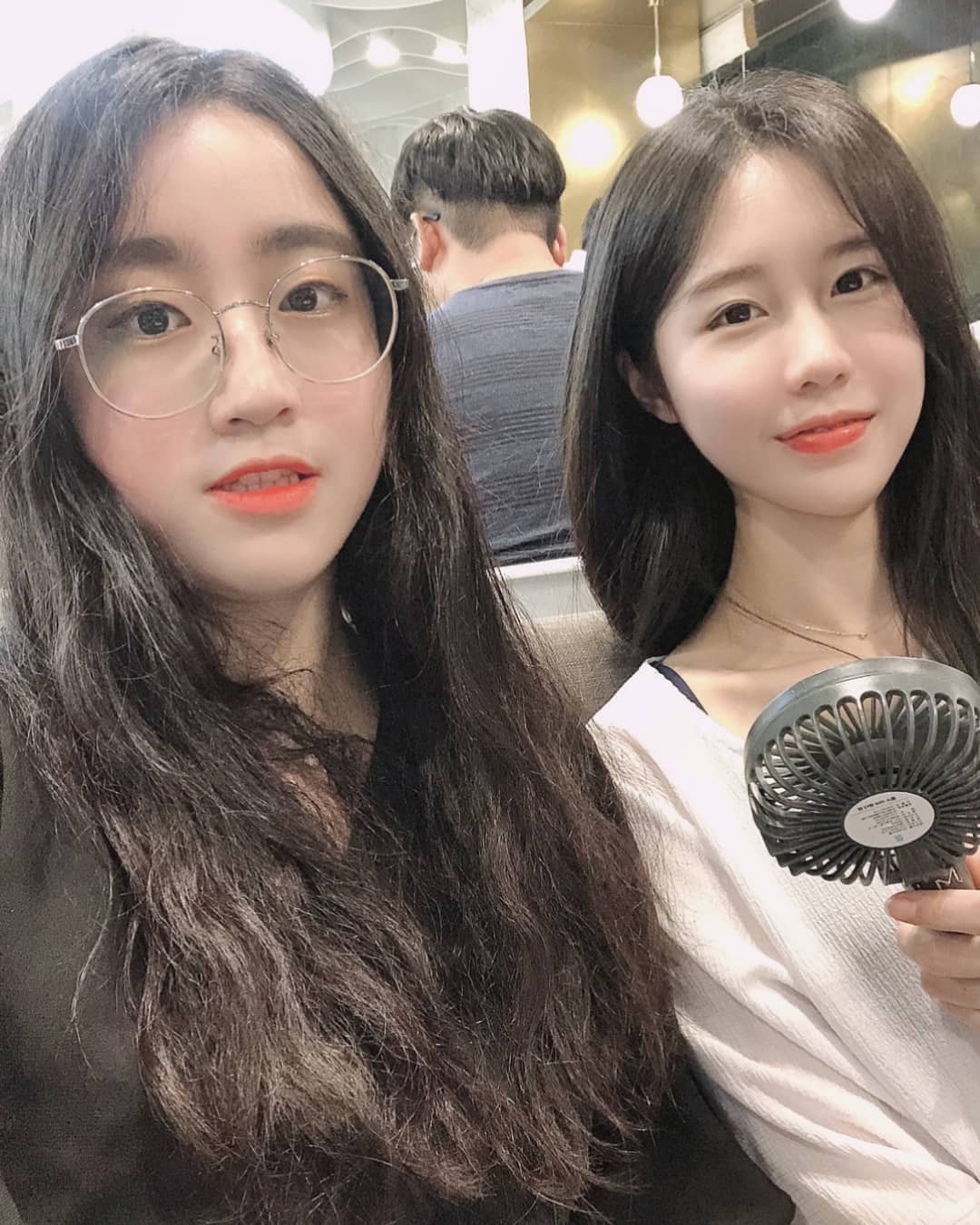 樸素臉蛋卻有天使般笑容 私藏隱乳看一眼永生難忘-第1章-图片6