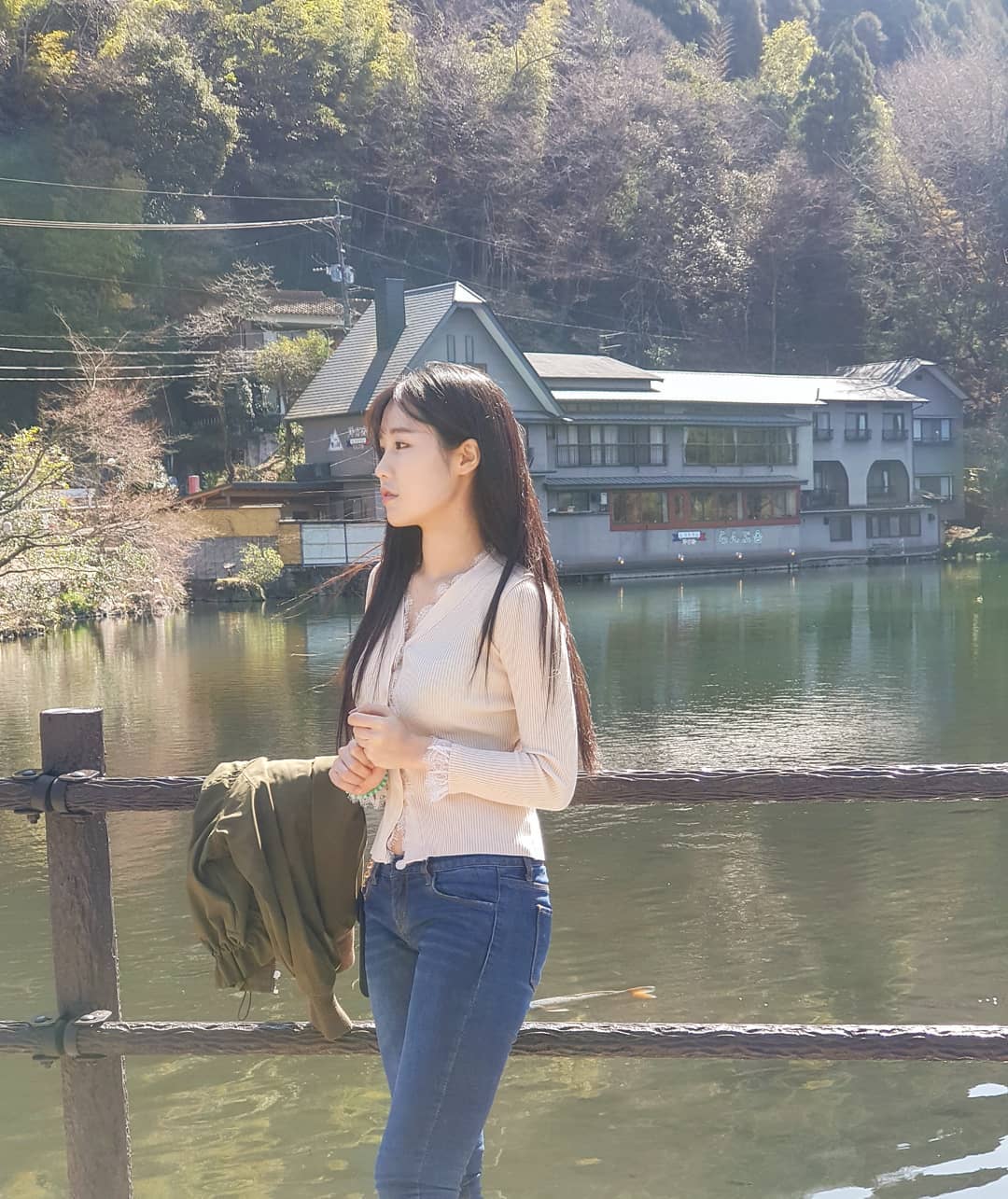 樸素臉蛋卻有天使般笑容 私藏隱乳看一眼永生難忘-第1章-图片19