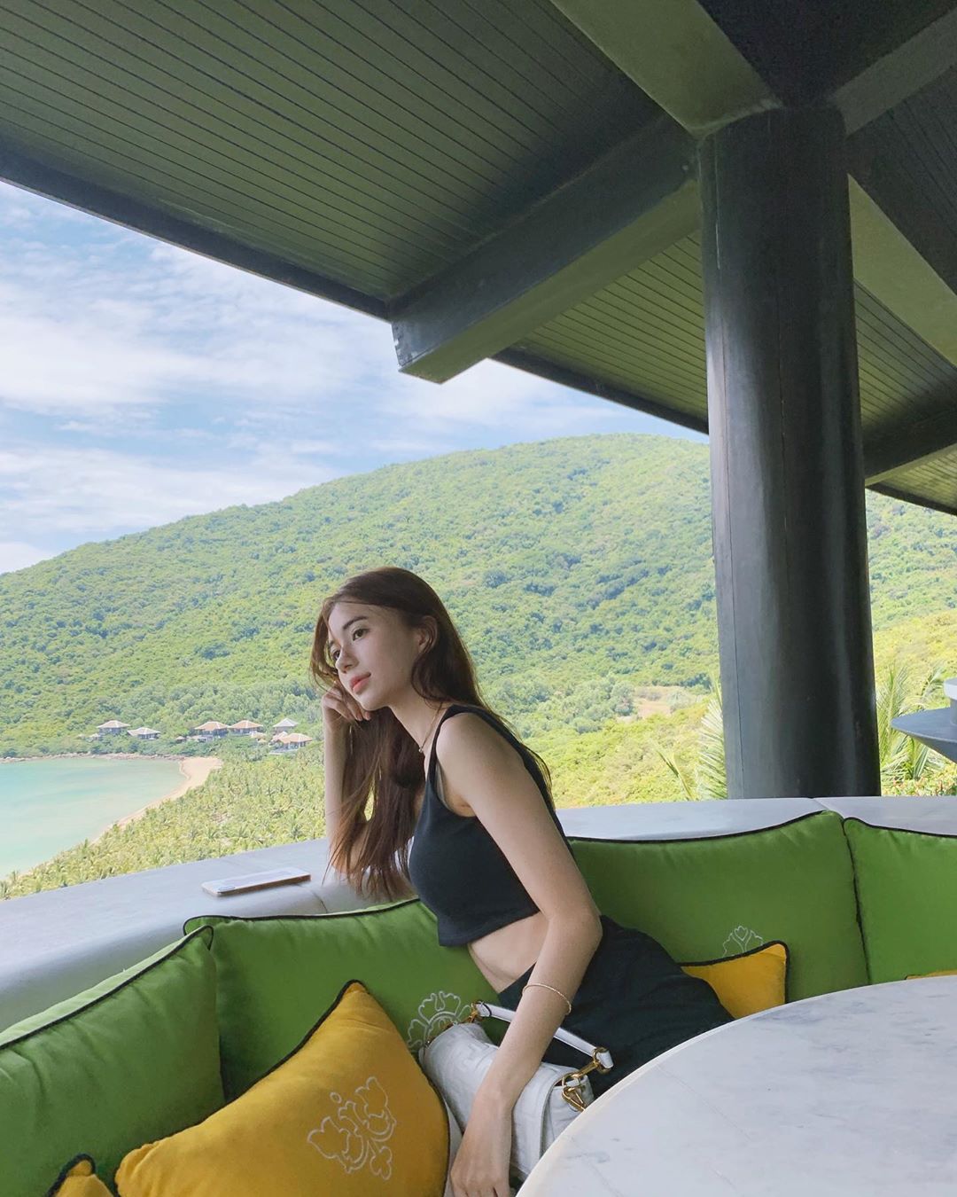 This little girl is too sexy to take pictures of the posture of very attractive colour-value breast milk are all offensive Zhang Yi court-第1章-图片2