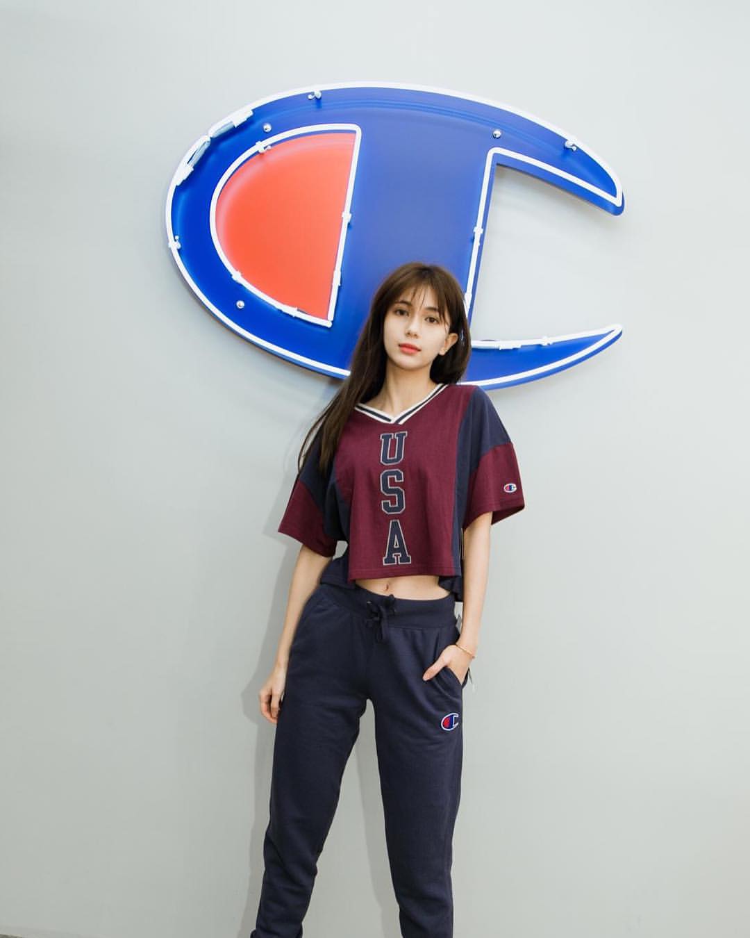 This little girl is too sexy to take pictures of the posture of very attractive colour-value breast milk are all offensive Zhang Yi court-第1章-图片6
