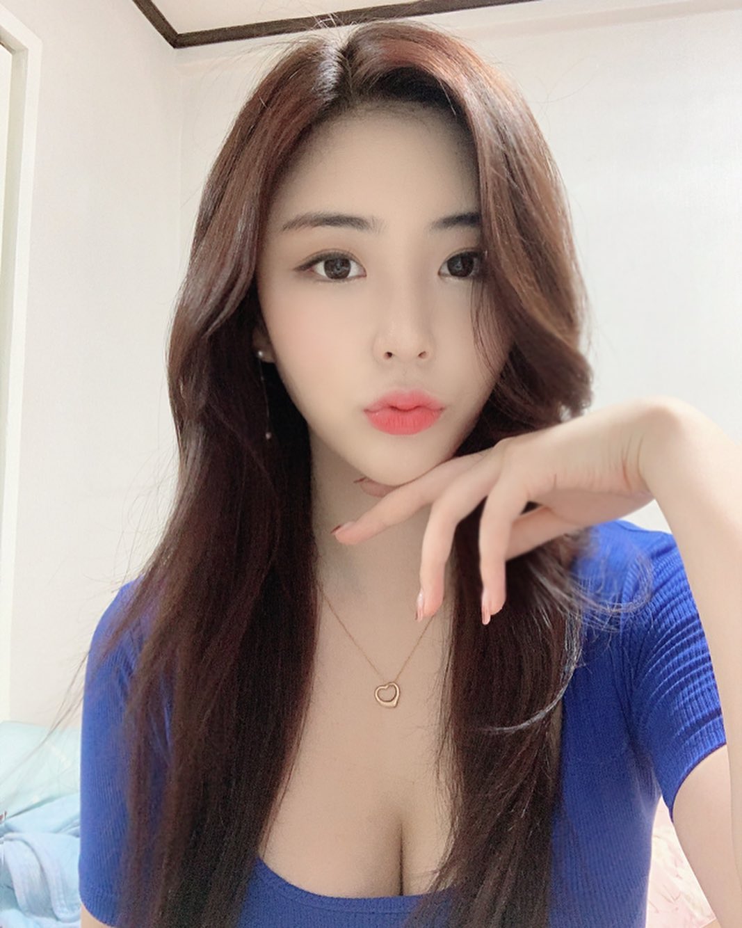 秀麗長髮甜姐兒 Q彈布丁奶不嬌羞使人躁動-第1章-图片14