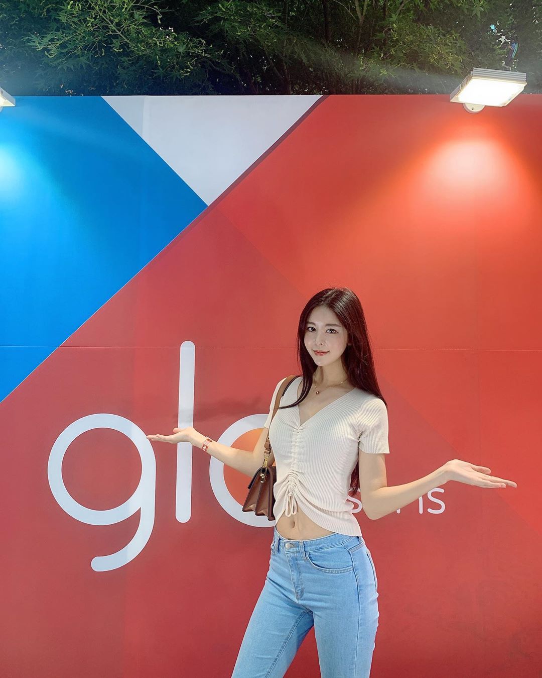 沈甸乳量胸型超美 S級顏值讓網友圈粉-第1章-图片11