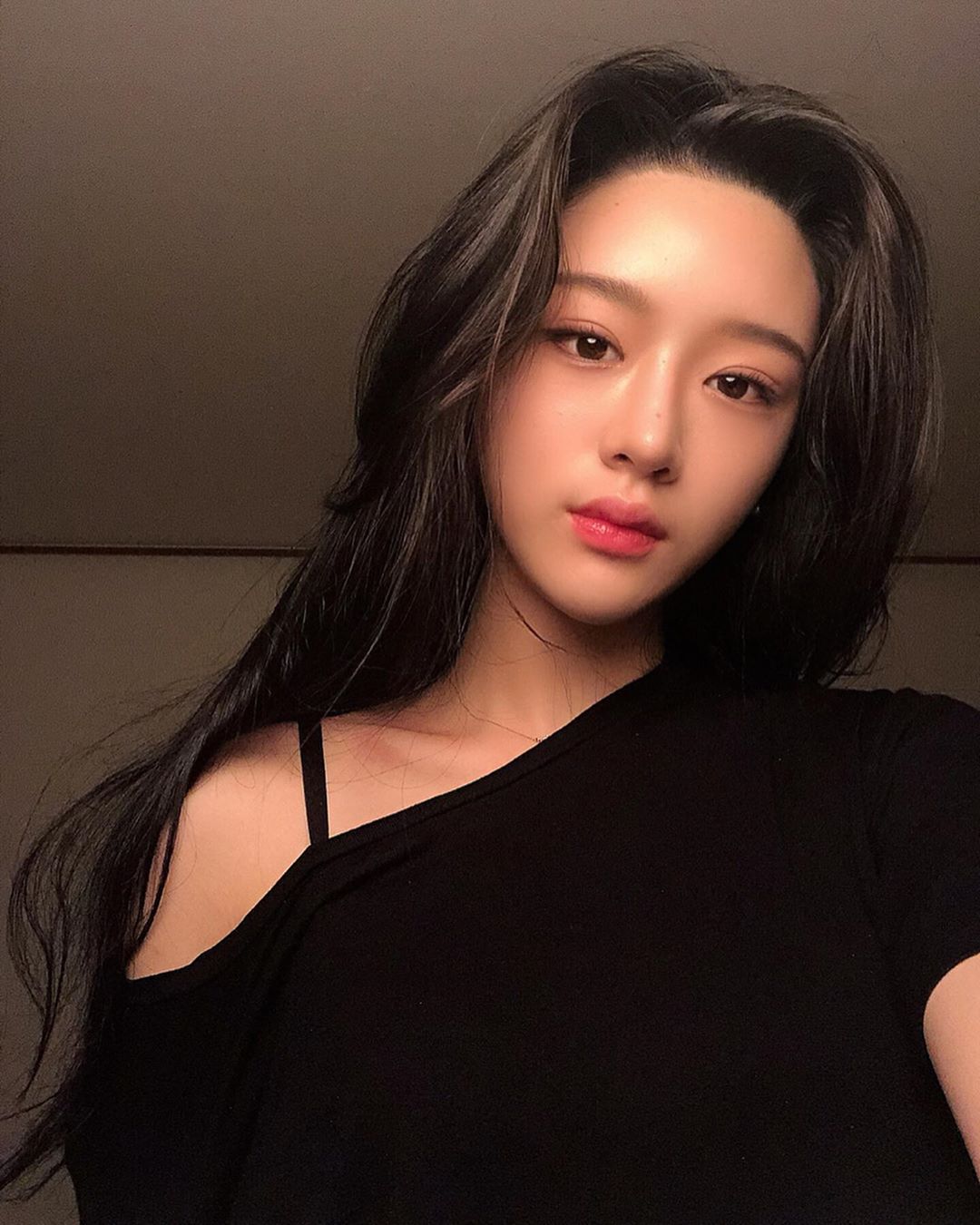 甜蜜微笑人見人愛 泡菜御姊火辣身材超撩人-第1章-图片5