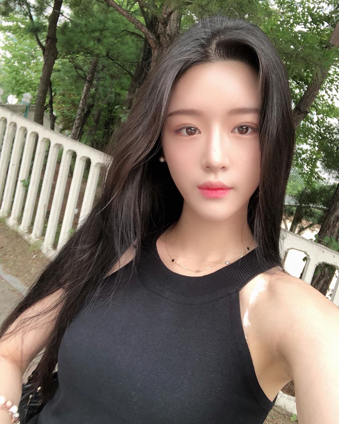 甜蜜微笑人見人愛 泡菜御姊火辣身材超撩人-第1章-图片9