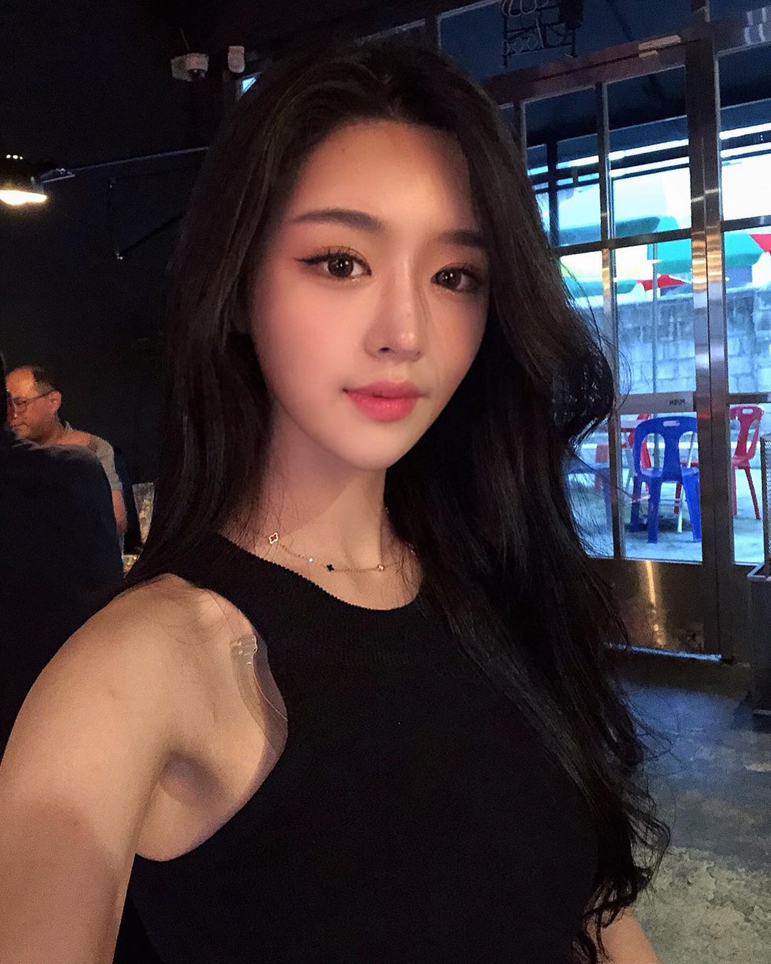 甜蜜微笑人見人愛 泡菜御姊火辣身材超撩人-第1章-图片12