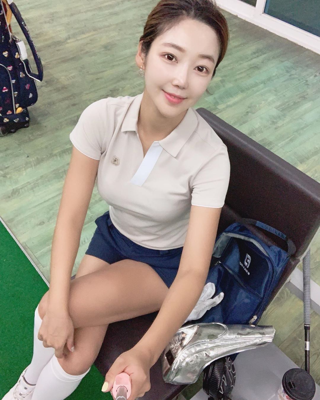 高爾夫界表特女神 逆天美腿邪惡視角大飽眼福-第1章-图片1