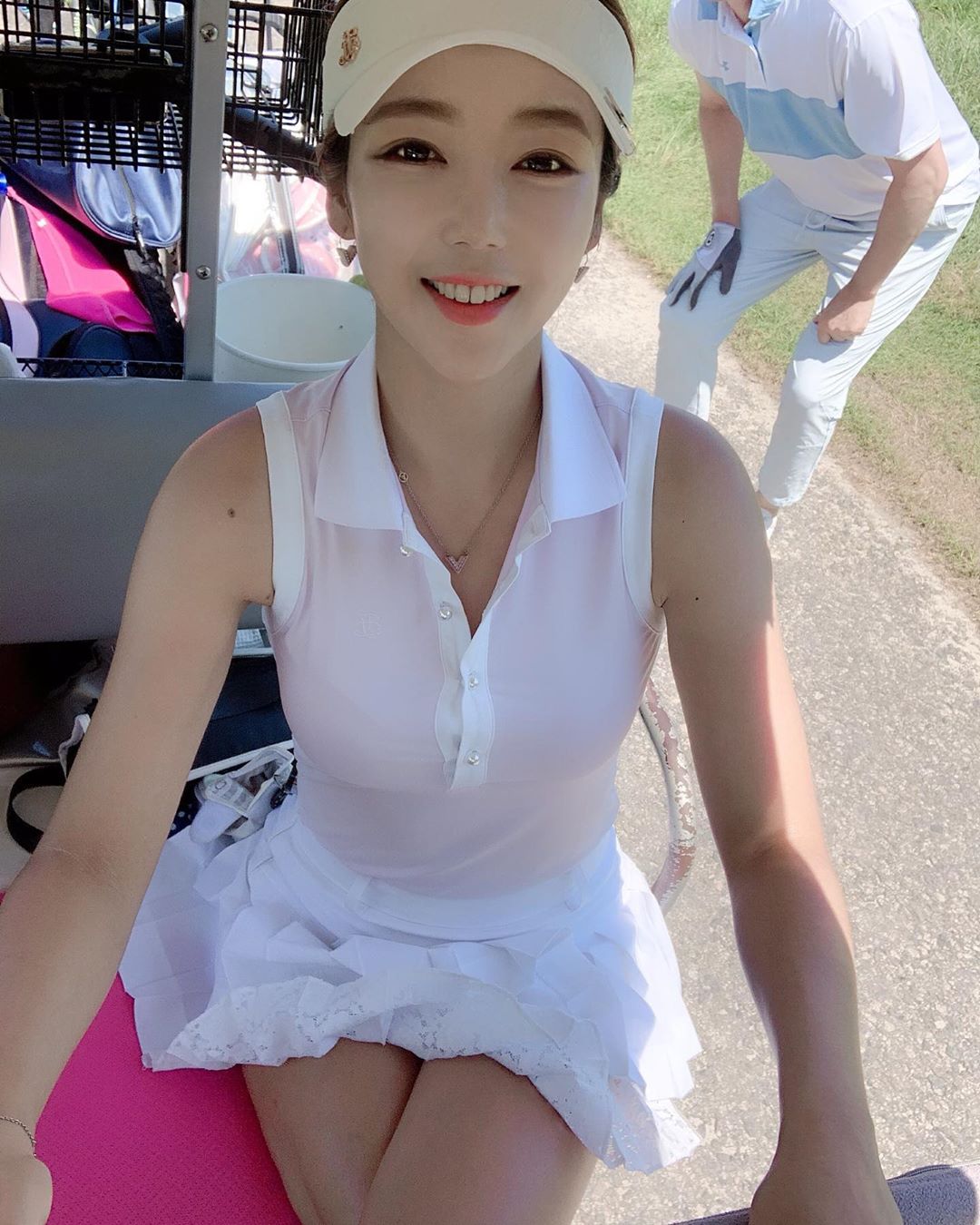 高爾夫界表特女神 逆天美腿邪惡視角大飽眼福-第1章-图片7