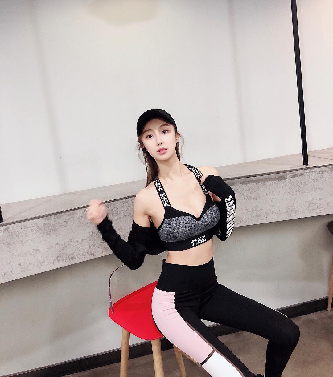 Don't talk about makeup, Anna-第1章-图片10