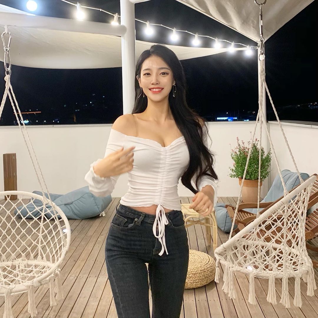 泡菜御姊暗藏逆天巨乳 穿上泳裝辣度破表引誘你-第1章-图片10