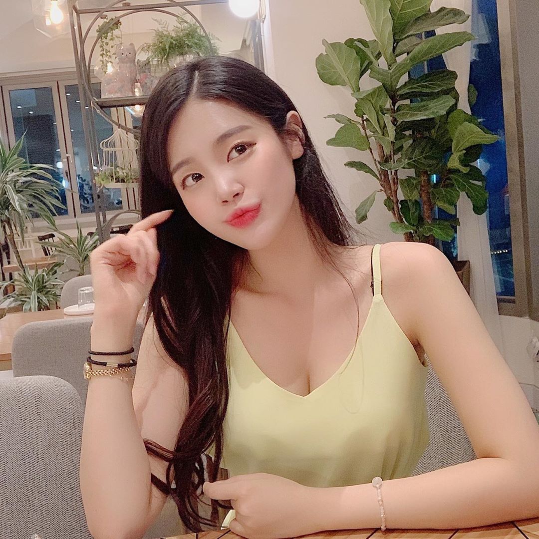 泡菜御姊暗藏逆天巨乳 穿上泳裝辣度破表引誘你-第1章-图片13