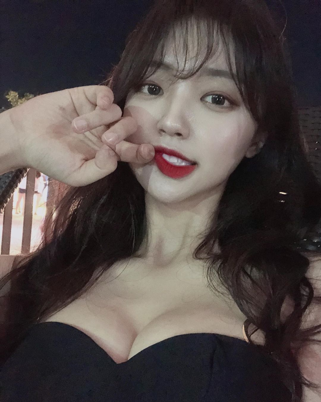 圓潤雙乳螞蟻腰超完美 仙氣爆棚表情勾魂你-第1章-图片8