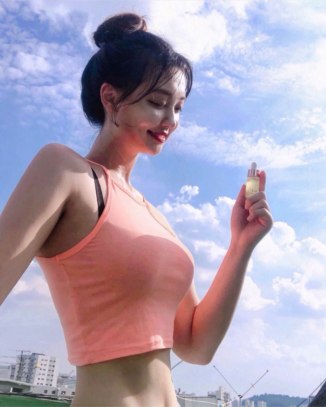 圓潤雙乳螞蟻腰超完美 仙氣爆棚表情勾魂你-第1章-图片13