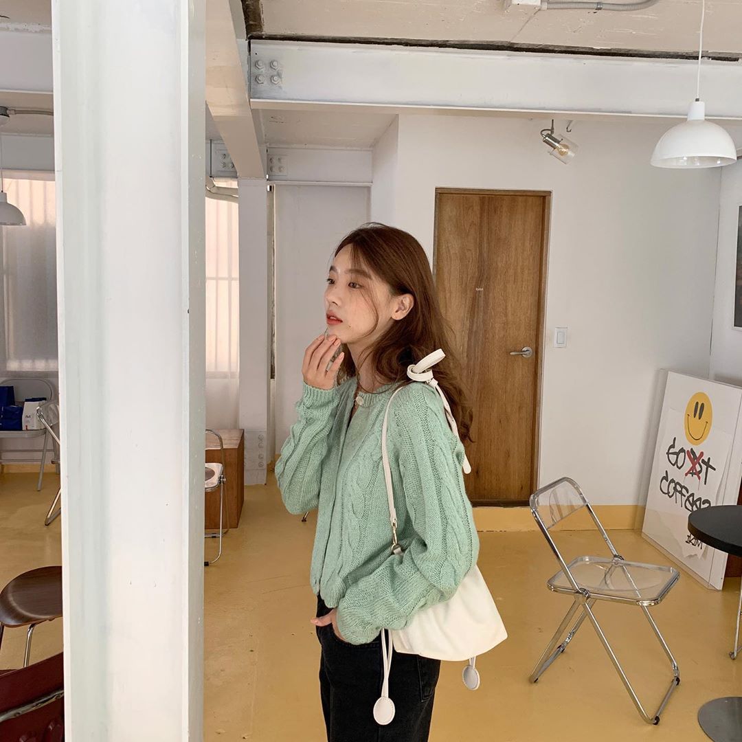 精緻五官配上天然身軀 自我穿搭風格讓網友迷戀-第1章-图片1