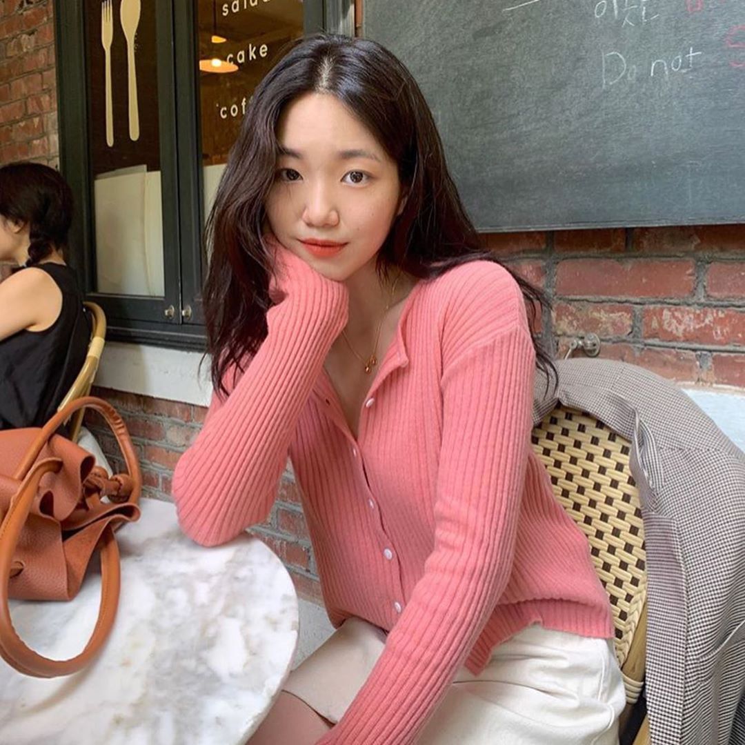 精緻五官配上天然身軀 自我穿搭風格讓網友迷戀-第1章-图片18