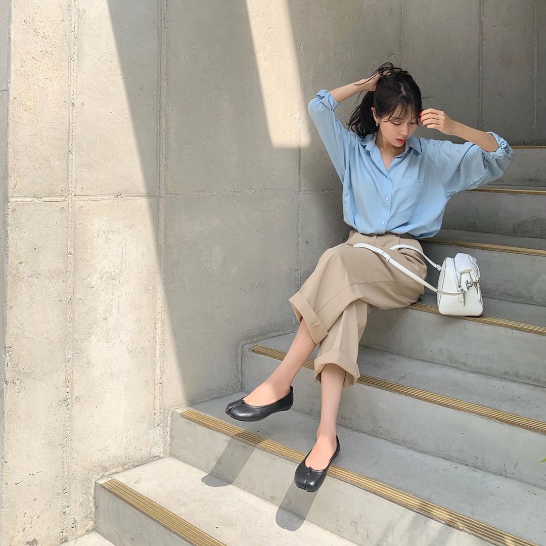 天菜笑容看不膩 完美比例腰腿讓網友秒圈粉-第1章-图片1