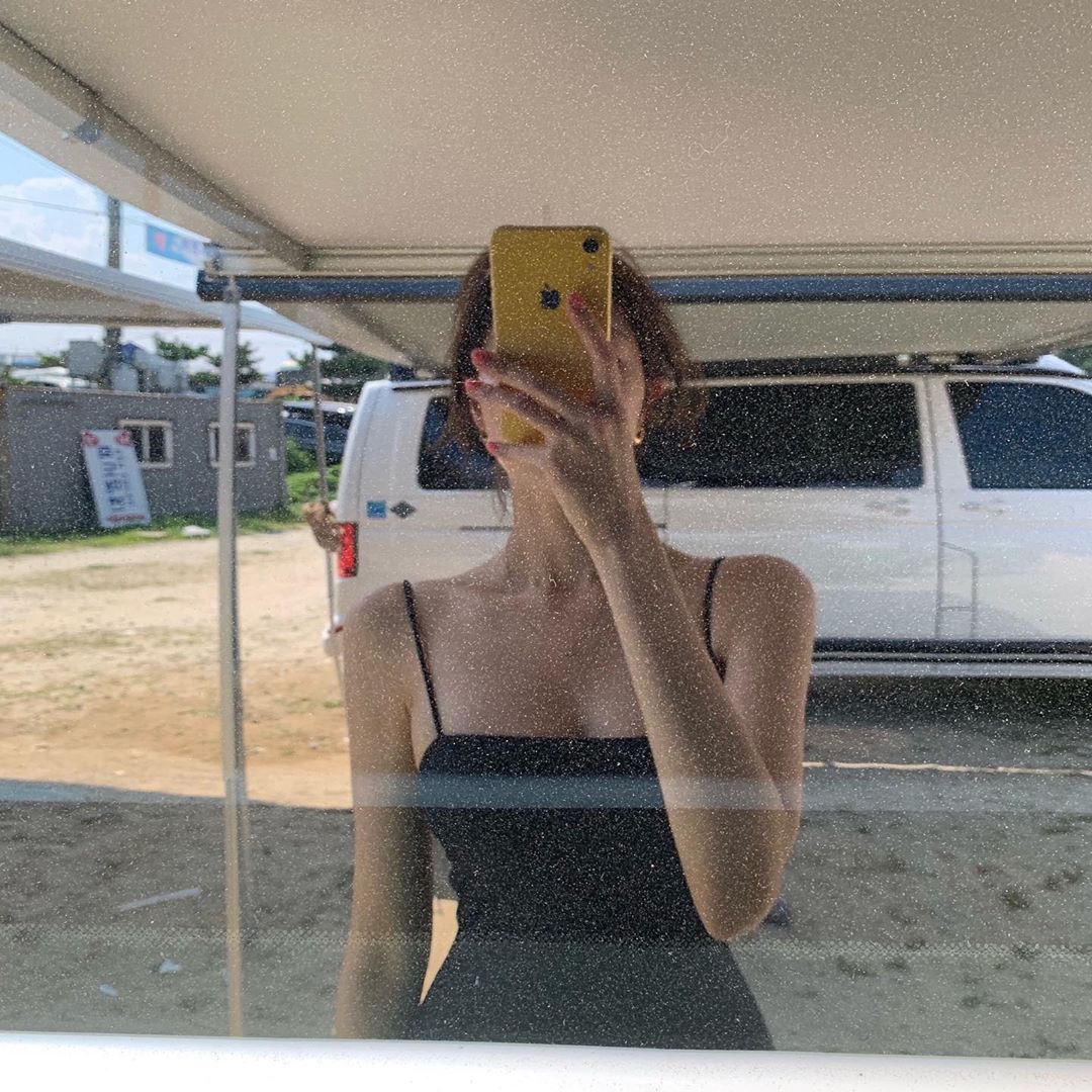 天菜笑容看不膩 完美比例腰腿讓網友秒圈粉-第1章-图片10