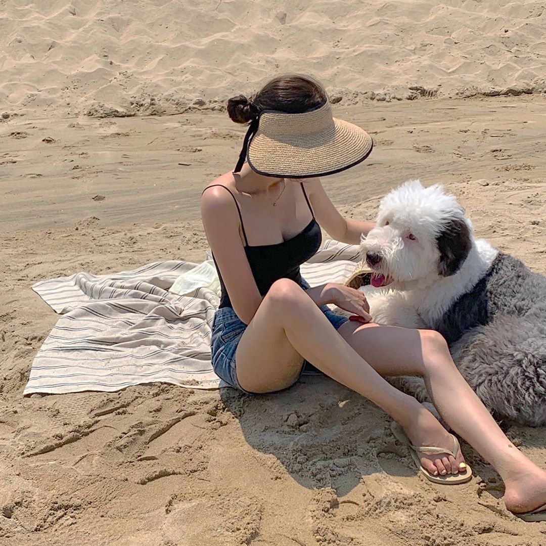 天菜笑容看不膩 完美比例腰腿讓網友秒圈粉-第1章-图片9