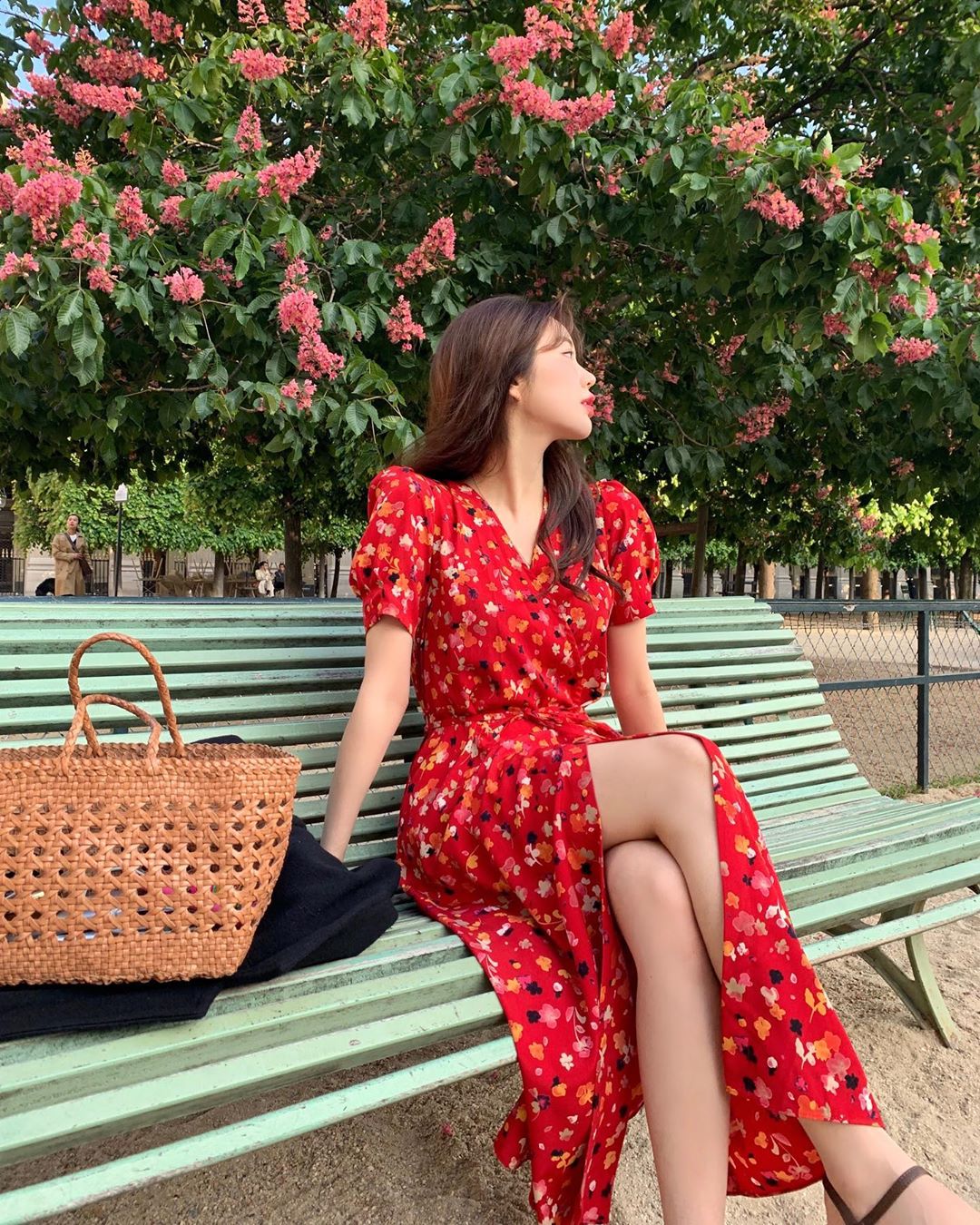 天菜笑容看不膩 完美比例腰腿讓網友秒圈粉-第1章-图片14