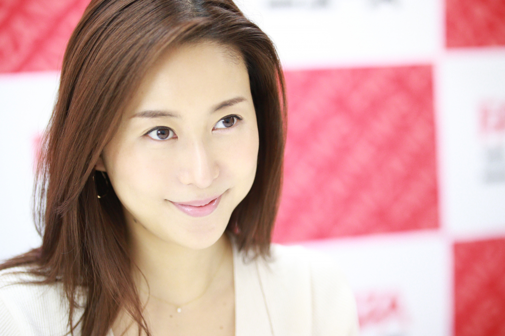 松下紗栄子の初戀、初體験、理想のセックスetc…核心部分に觸れちゃいますよ！-第1章-图片3