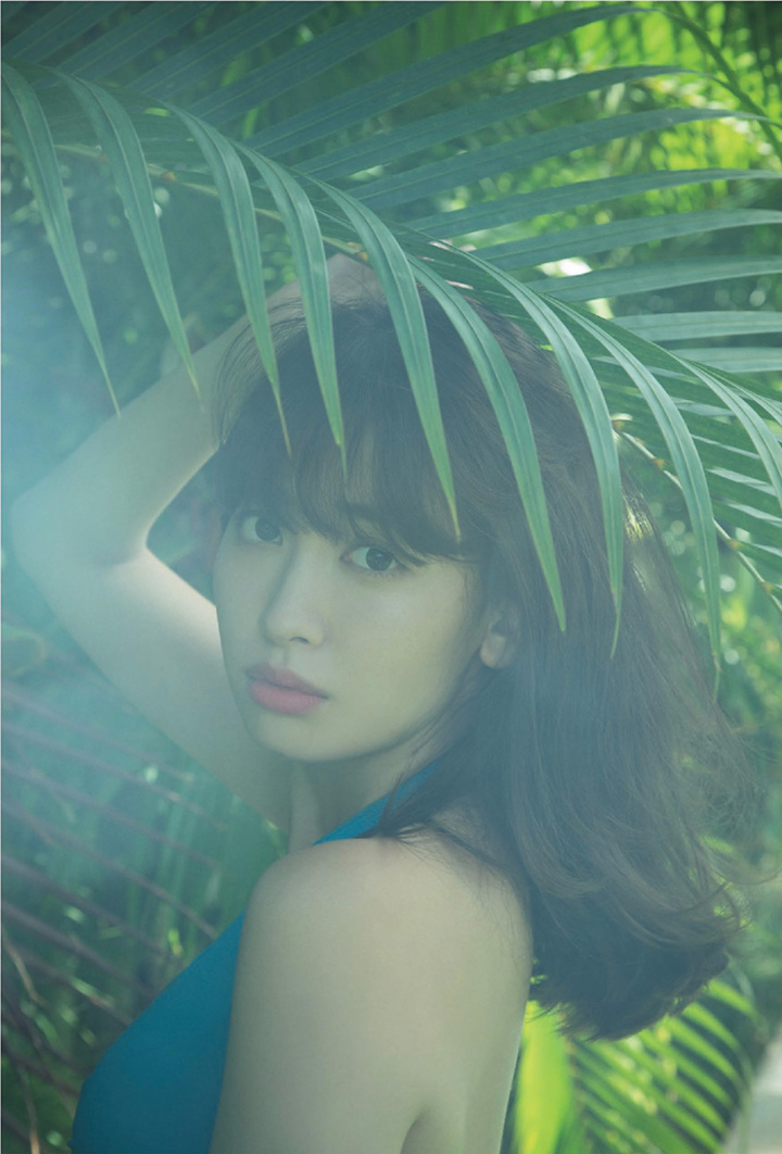 2016年12月28日【寫真】小嶋陽菜連續兩月大展現美乳纖腰誘惑為畢業後單飛舖路？ (29P)-第1章-图片12